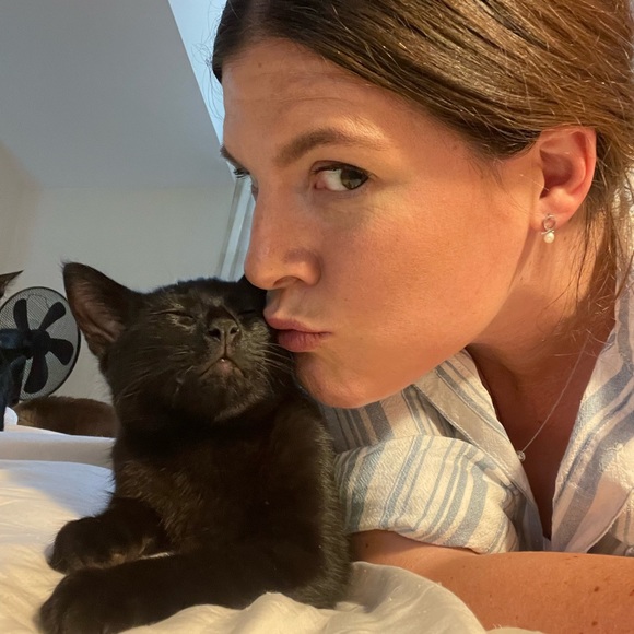 Hi, I’m Nat! Always here to help so shout me for whatever you need - Picture 1 of 5